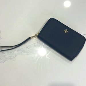 Tory Burch Robinson Navy Wristlet